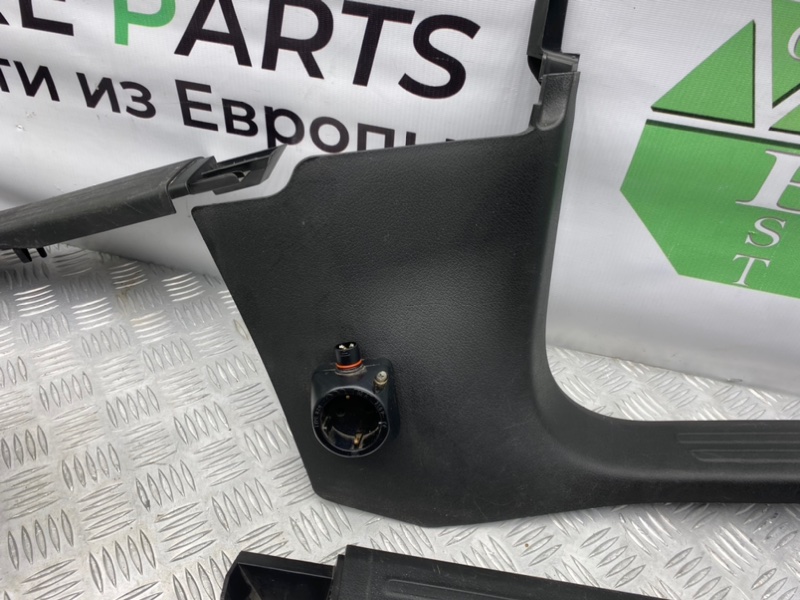 Накладки порогов, 2100 рублей, Калининград