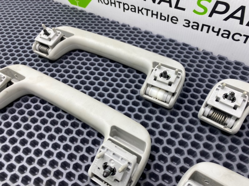 Ручки потолка, 1000 рублей, Калининград