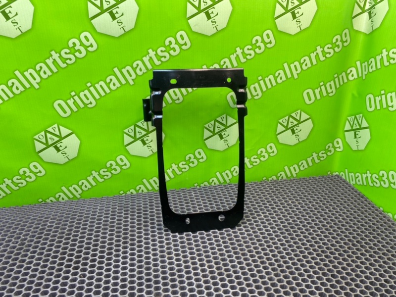 Кронштейн, 700 рублей, Калининград