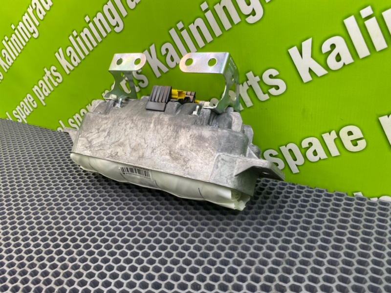 Подушка безопасности, 3300 рублей, Калининград