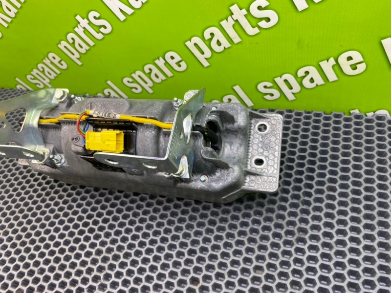 Подушка безопасности, 3300 рублей, Калининград