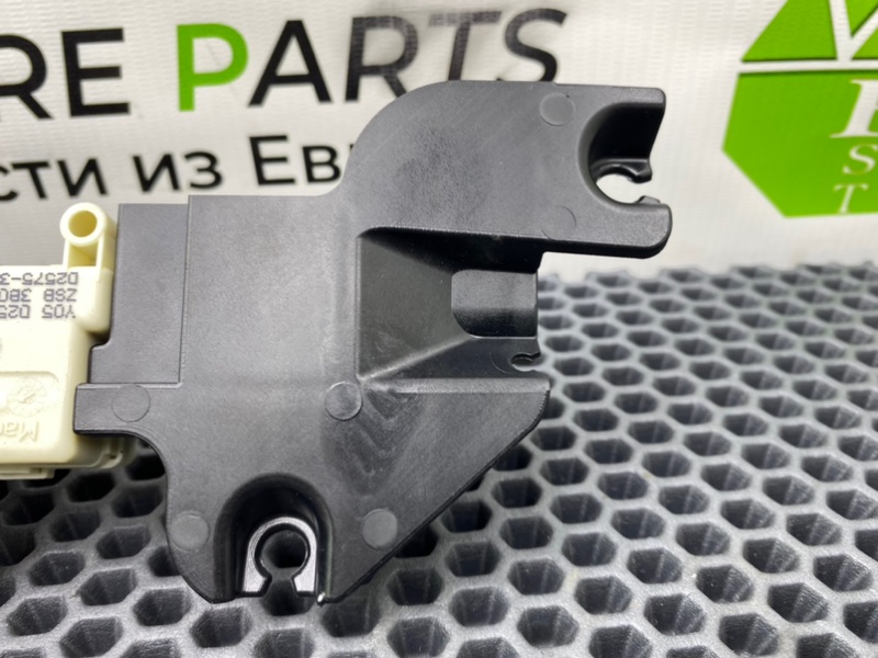 Замок бардачка, 1000 рублей, Калининград