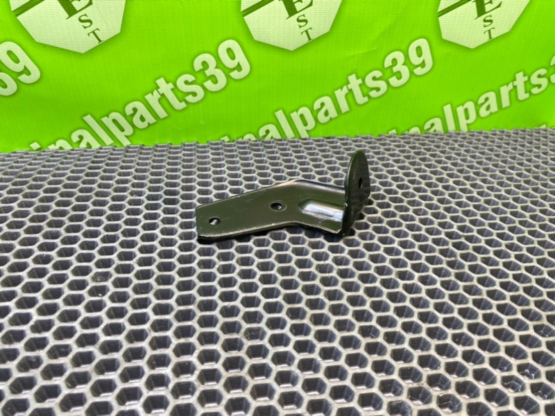 Кронштейн, 600 рублей, Калининград