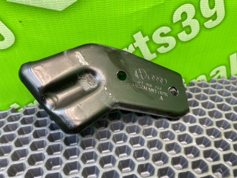 Кронштейн, 600 рублей, Калининград