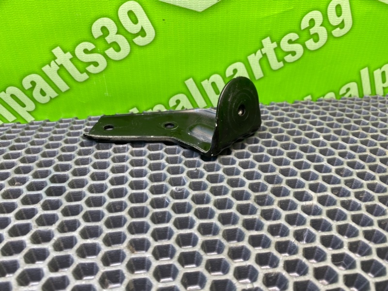 Кронштейн, 600 рублей, Калининград