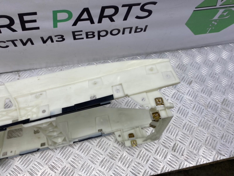 Центральная консоль, 1000 рублей, Калининград