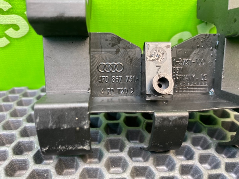 Кронштейн порога, 800 рублей, Калининград