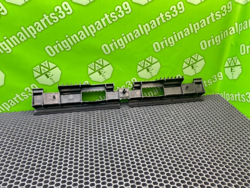 Кронштейн порога, 500 рублей, Калининград