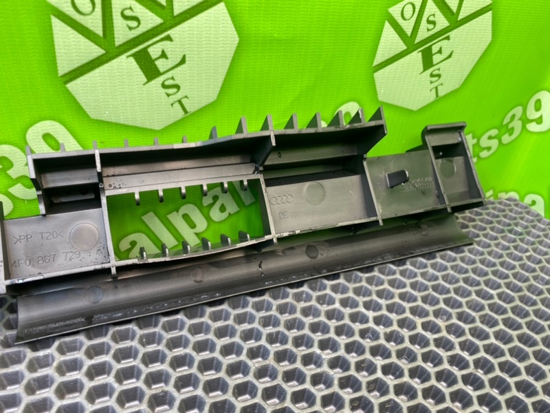 Кронштейн порога, 500 рублей, Калининград