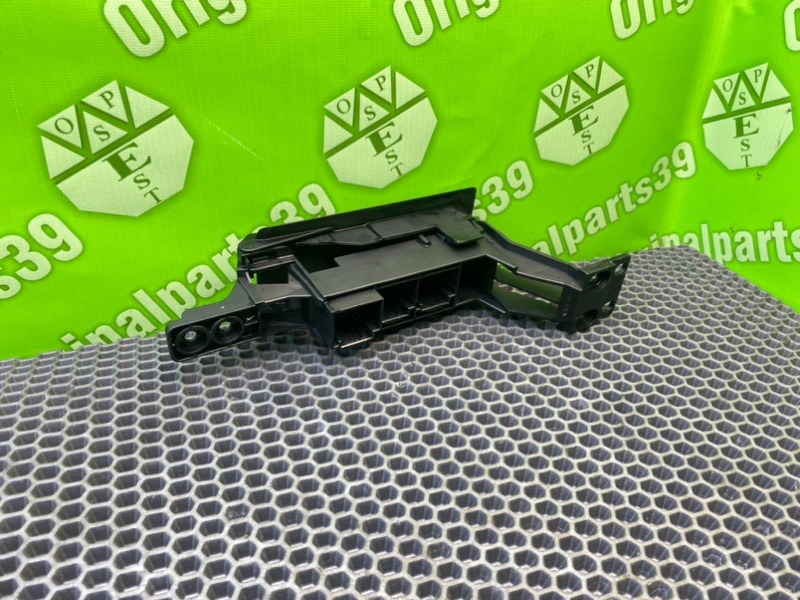 Кронштейн, 600 рублей, Калининград