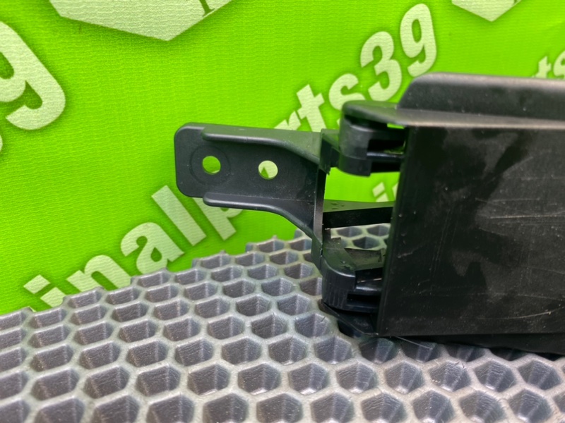 Кронштейн, 600 рублей, Калининград