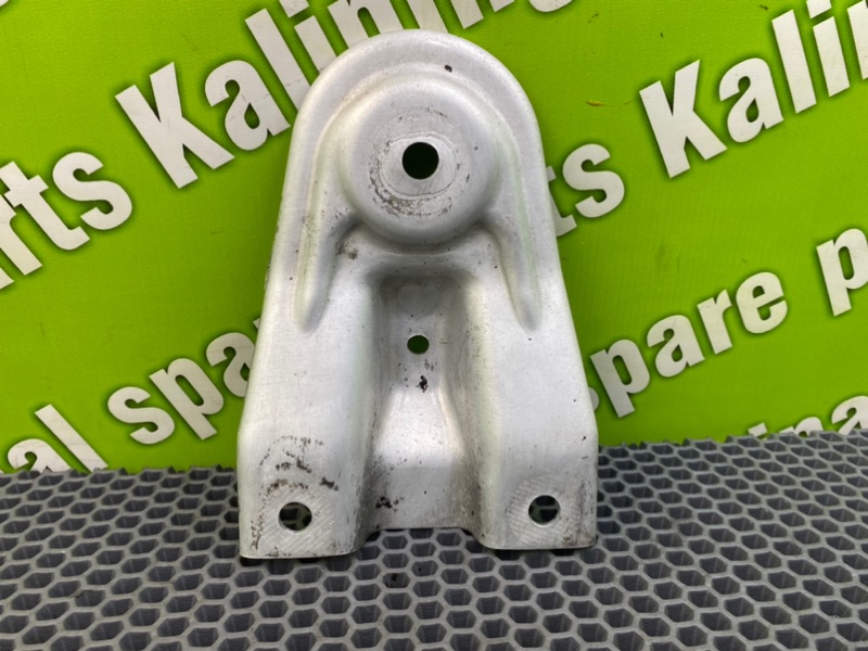 Кронштейн балки, 1000 рублей, Калининград