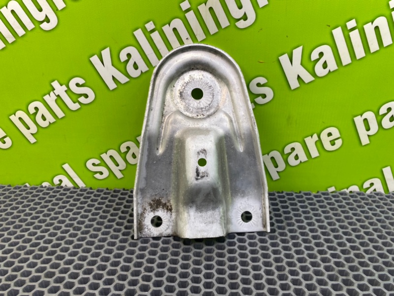 Кронштейн балки, 1000 рублей, Калининград