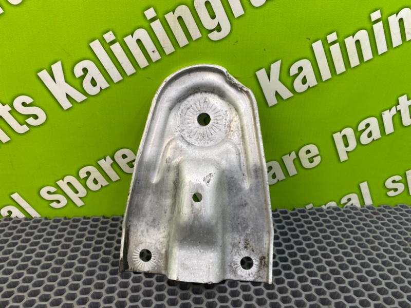 Кронштейн балки, 1000 рублей, Калининград