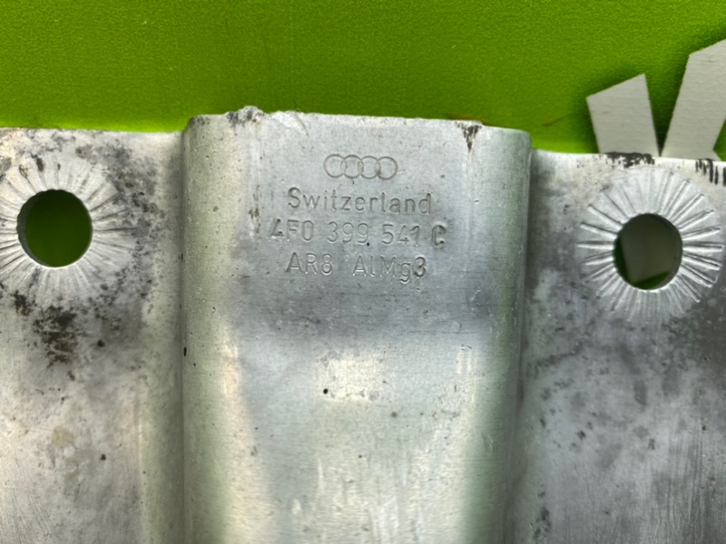 Кронштейн балки, 1000 рублей, Калининград