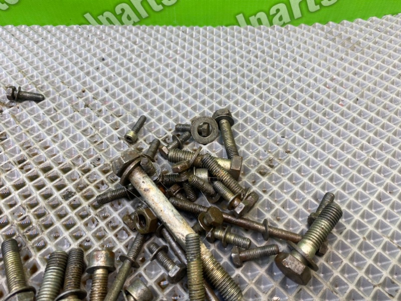 Болты, 1200 рублей, Калининград