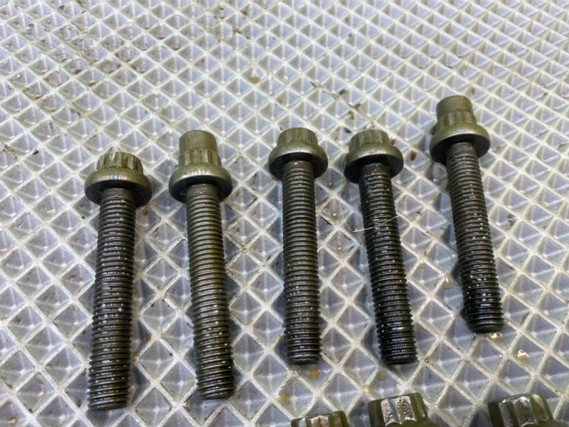 Болты, 1190 рублей, Калининград