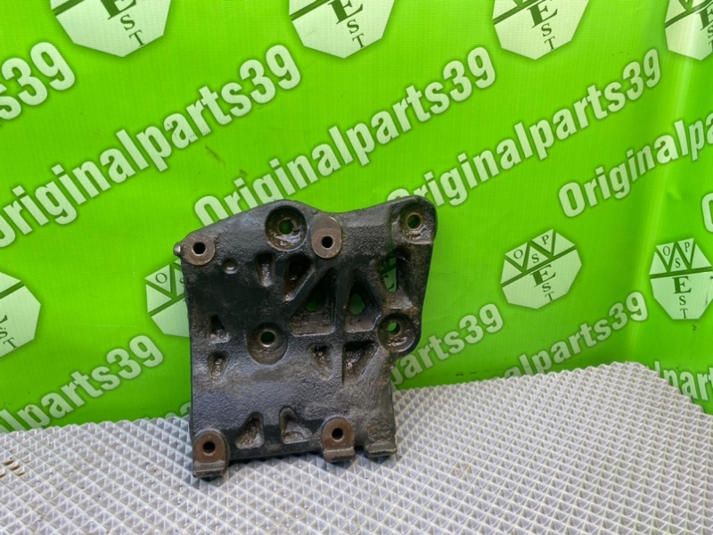 Кронштейн компрессора, 1000 рублей, Калининград