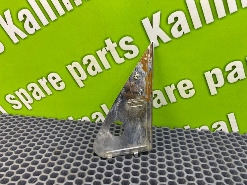 Накладка крепления зеркала, 1200 рублей, Калининград