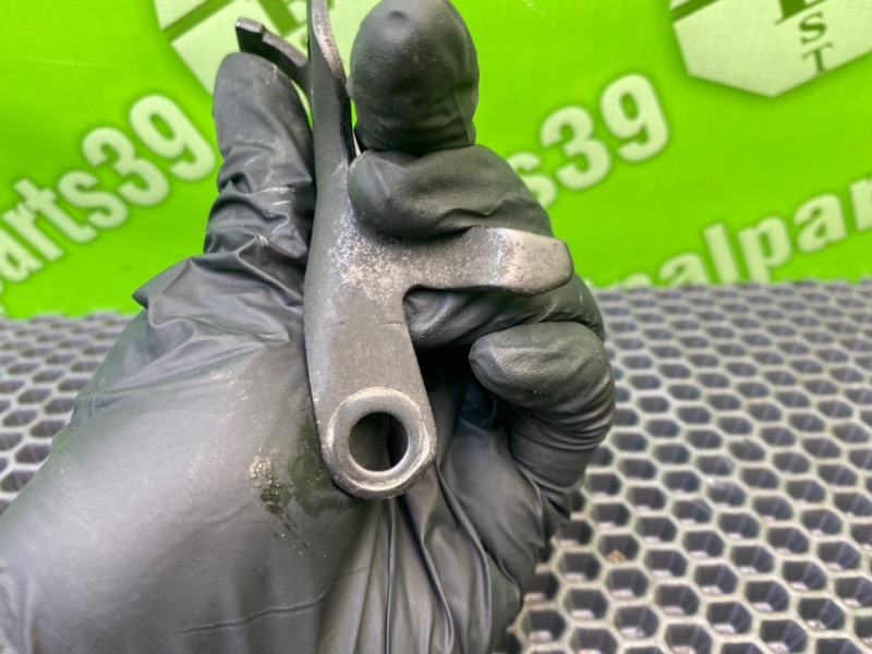 Кронштейн опоры двигателя, 1000 рублей, Калининград