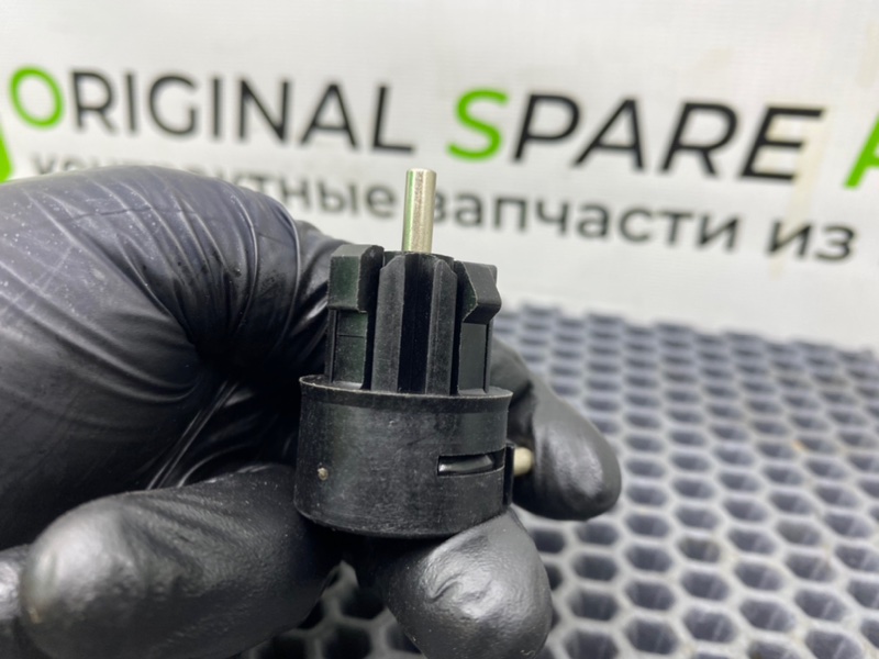 Концевик кулисы, 1000 рублей, Калининград