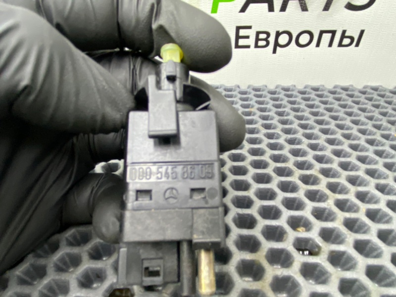 Концевик стоп-сигнала, 500 рублей, Калининград