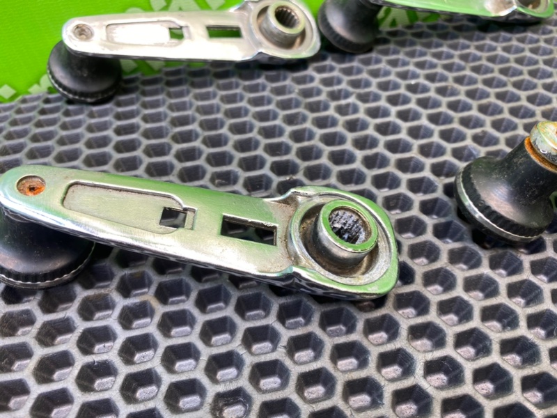 Ручки стеклоподъемников, 1000 рублей, Калининград