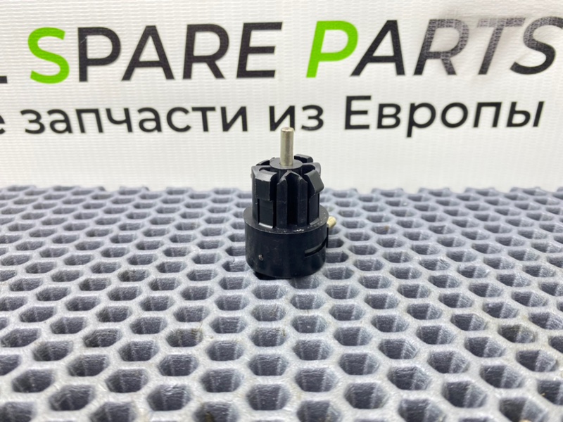 Концевик кулисы, 1000 рублей, Калининград