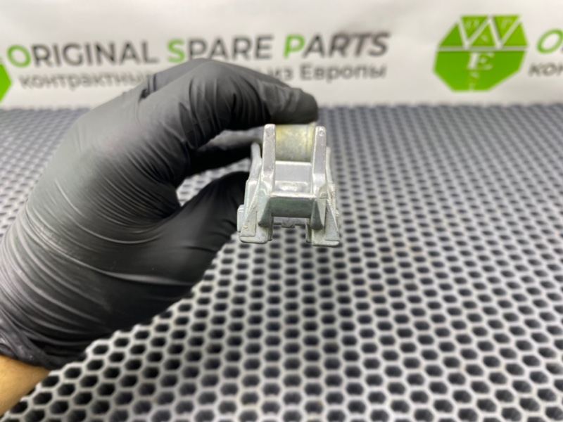 Кронштейн ручки двери, 1400 рублей, Калининград