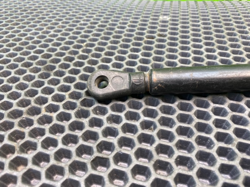 Амортизатор капота, 1000 рублей, Калининград