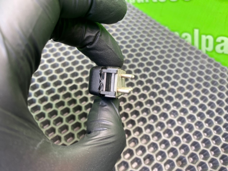 Кнопка, 700 рублей, Калининград