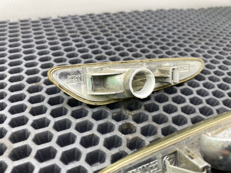 Поворотники, 1500 рублей, Калининград