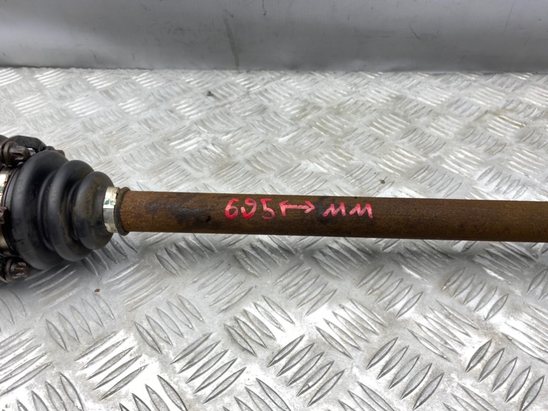 Полуось, 6700 рублей, Калининград