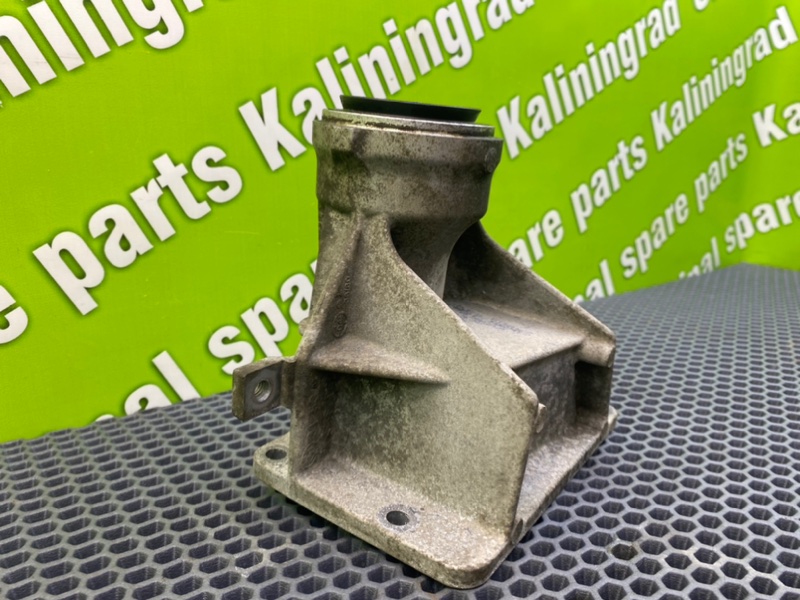 Кронштейн редуктора, 2600 рублей, Калининград