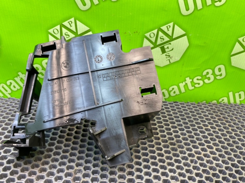 Кронштейн, 800 рублей, Калининград