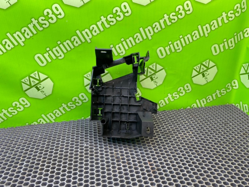 Кронштейн, 800 рублей, Калининград