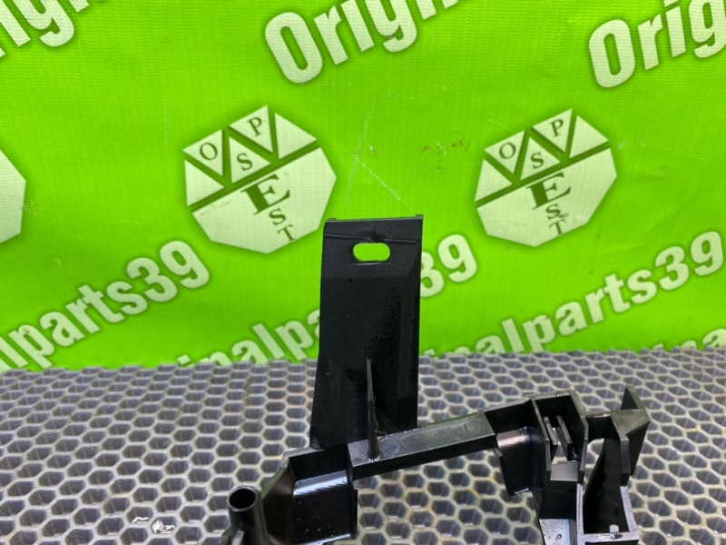 Кронштейн, 800 рублей, Калининград