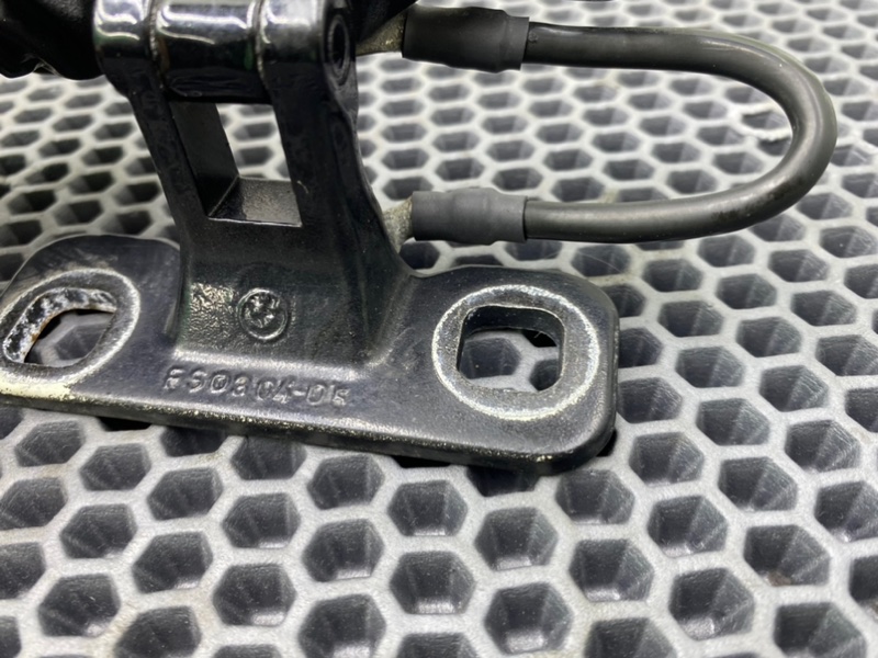 Петли багажника, 2600 рублей, Калининград