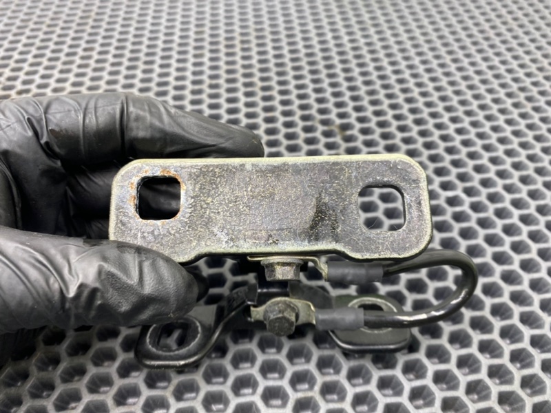 Петли багажника, 2600 рублей, Калининград