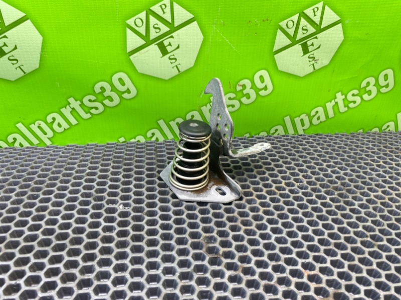 Защелка капота, 1000 рублей, Калининград