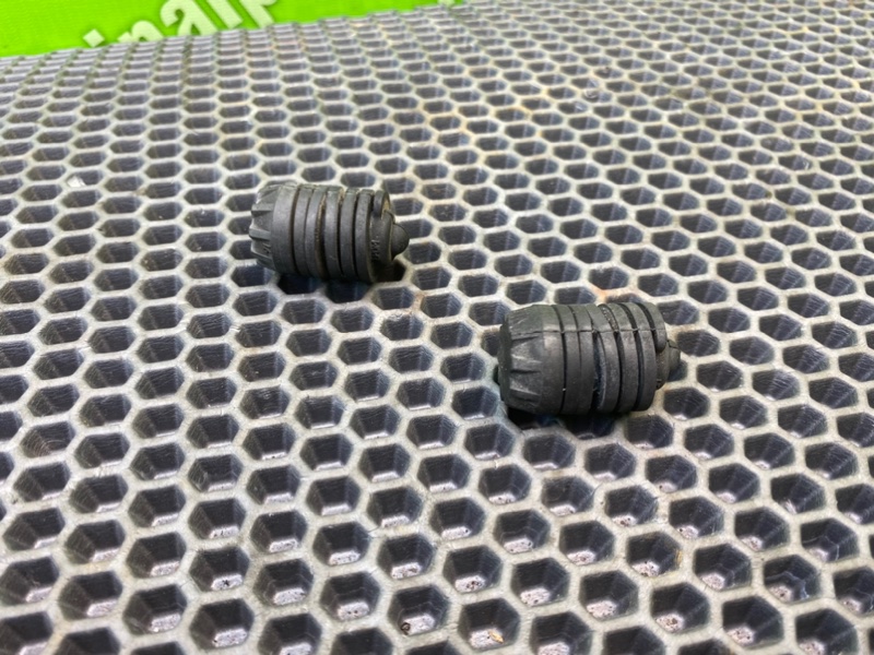 Отбойник капота, 900 рублей, Калининград