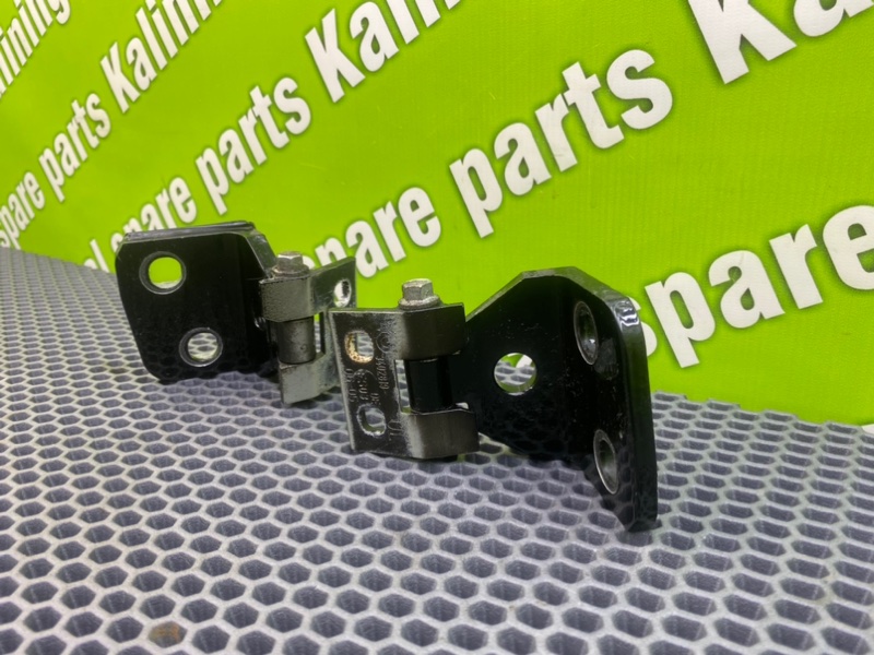 Петли дверей, 1600 рублей, Калининград