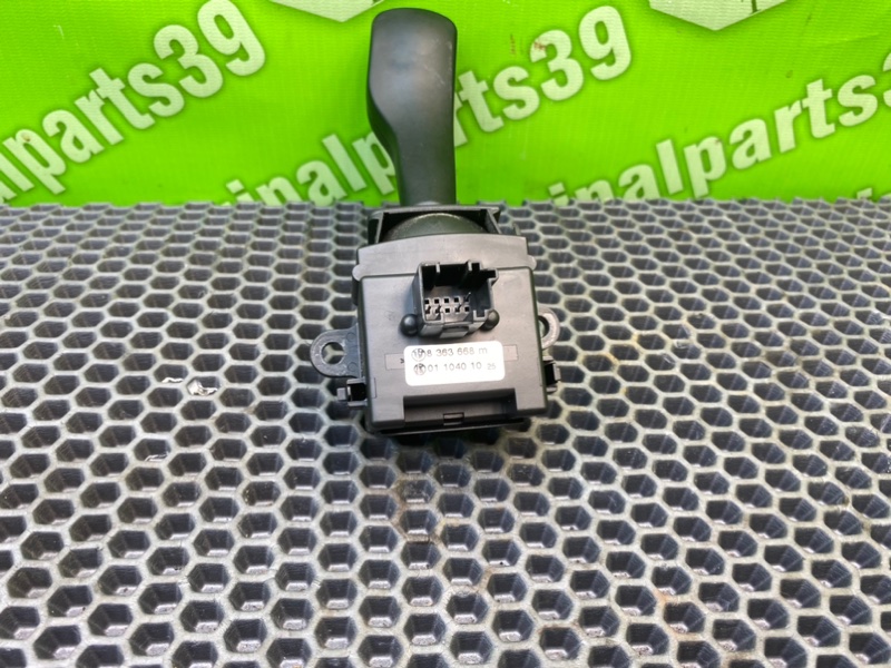 Подрулевой переключатель поворотников, 1000 рублей, Калининград