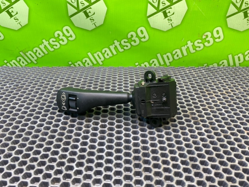 Подрулевой переключатель дворников, 1000 рублей, Калининград