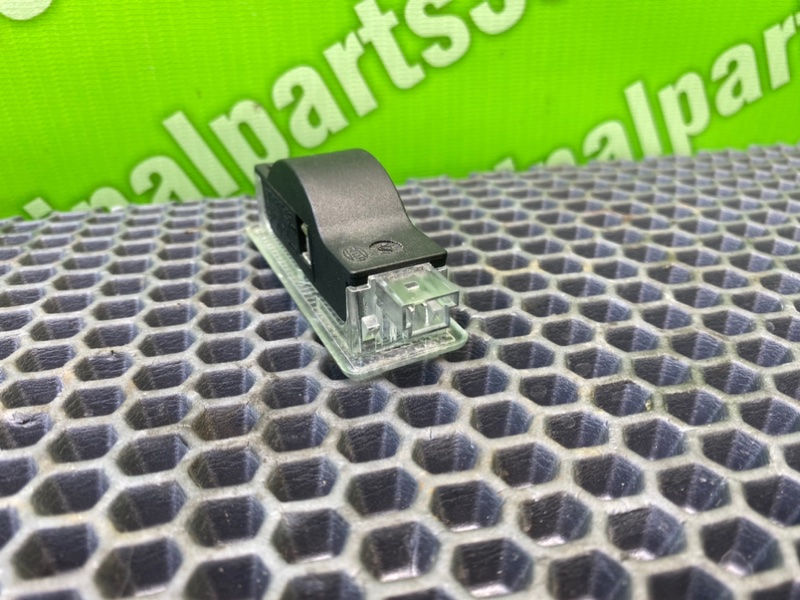 Плафон подсветки салона, 900 рублей, Калининград