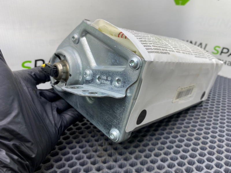 Подушка безопасности, 3100 рублей, Калининград