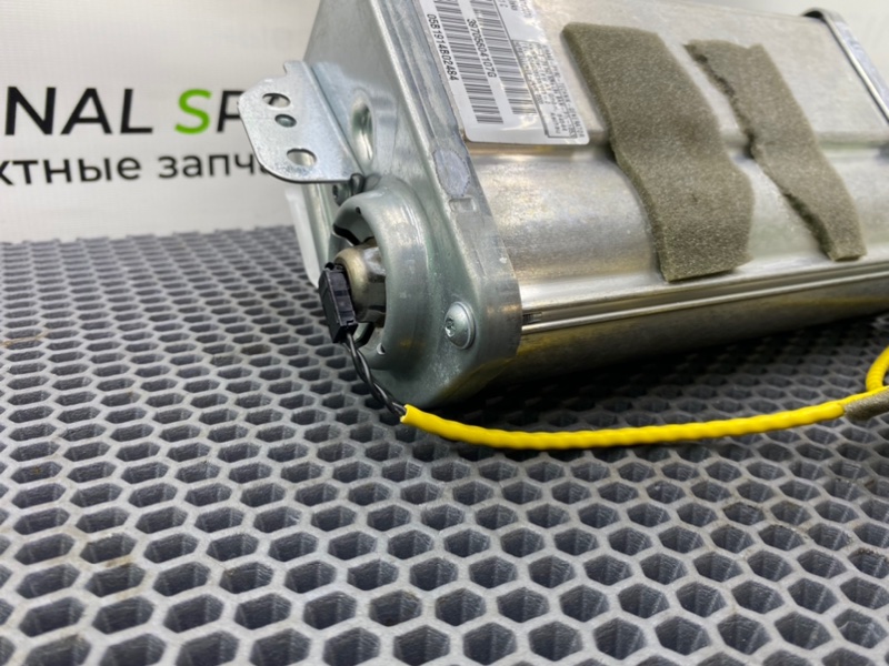 Подушка безопасности, 3100 рублей, Калининград