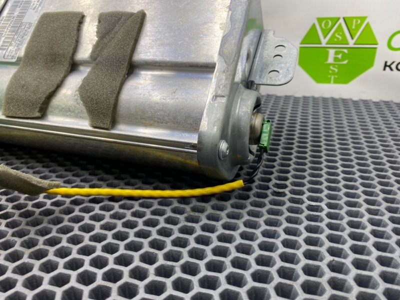 Подушка безопасности, 3100 рублей, Калининград