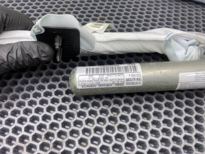 Подушка безопасности боковая, 2600 рублей, Калининград