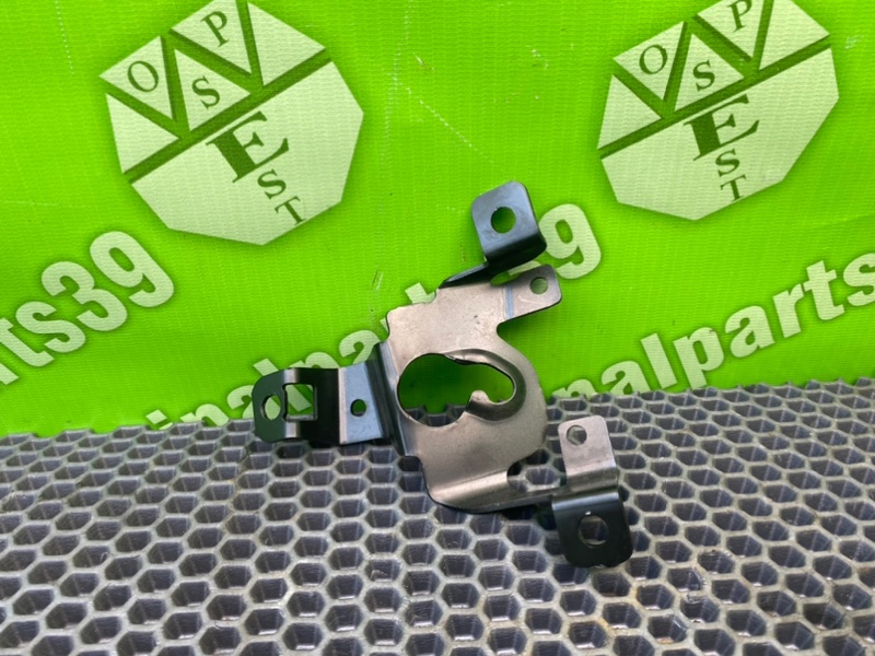 Кронштейн, 600 рублей, Калининград